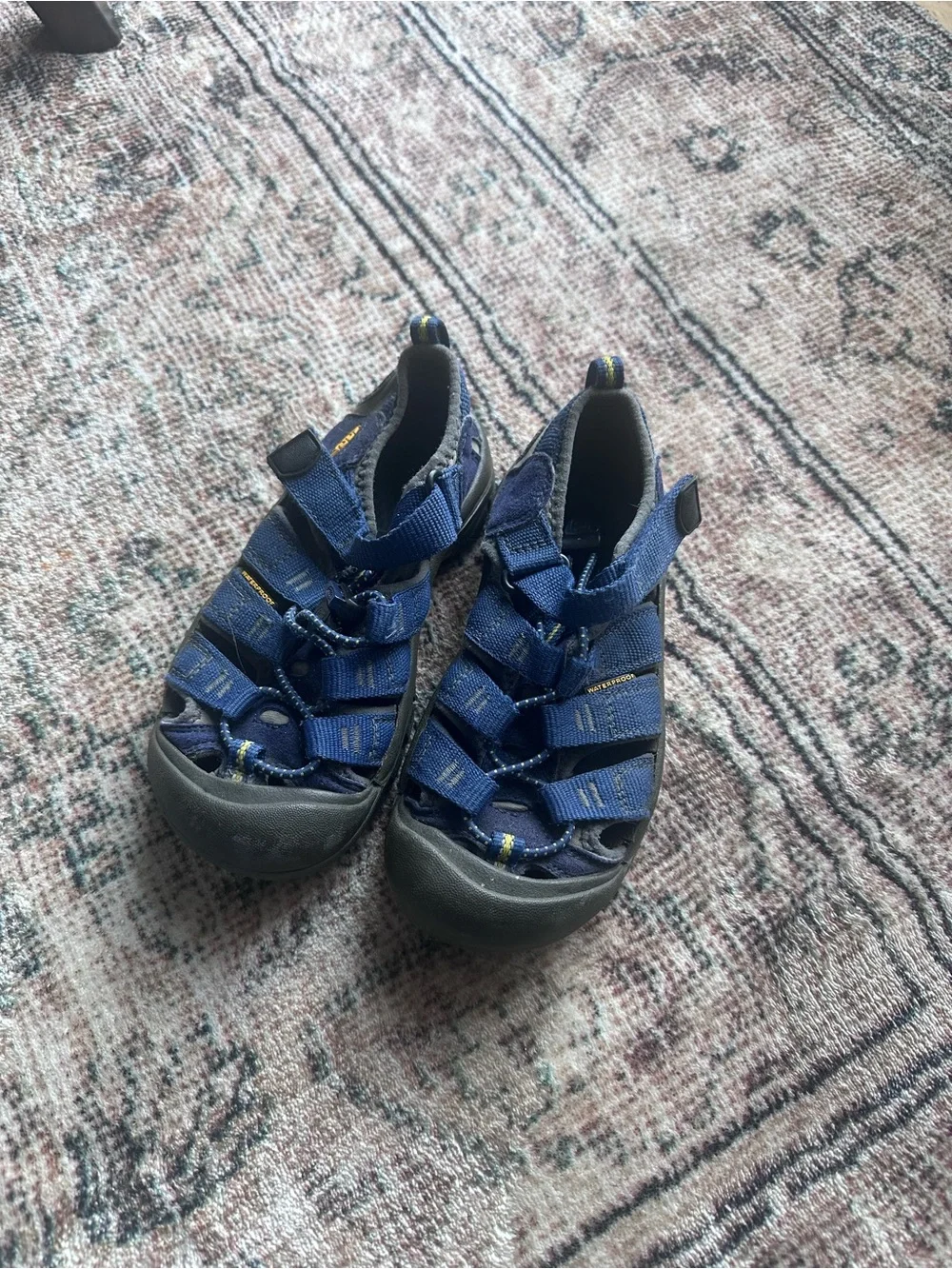 Keen Newport Boys Waterproof Washable Sandals swim shoes 1